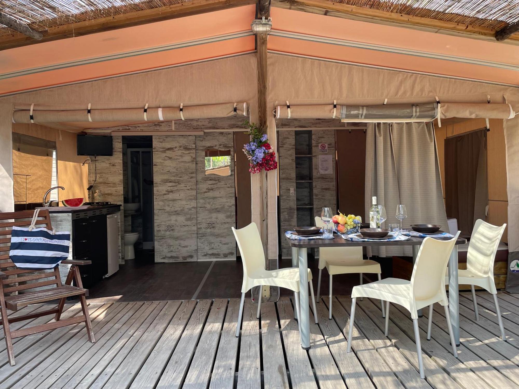 Camping I Melograni 마리나디비보나 외부 사진